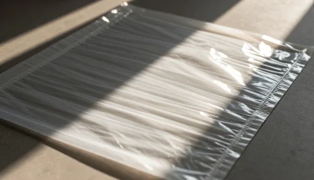 塑料包装制品：选择热封还是胶粘，如何取舍